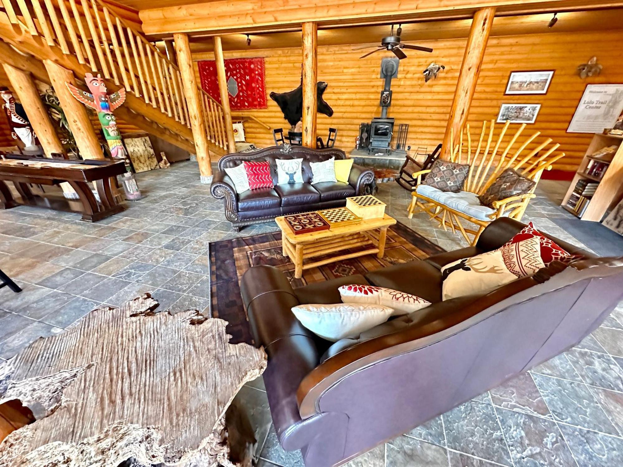 The Lodge At Lolo Hot Springs Eksteriør bilde