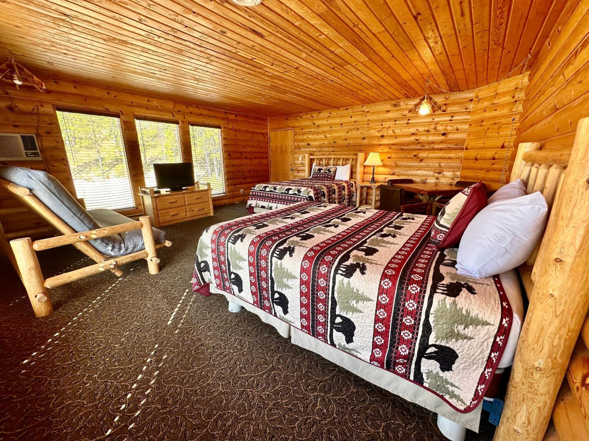 The Lodge At Lolo Hot Springs Eksteriør bilde
